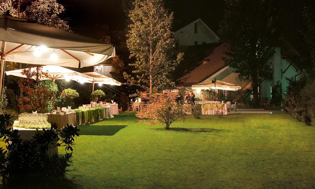 Ca' Delle Rose Hotel Castelfranco Veneto Bagian luar foto
