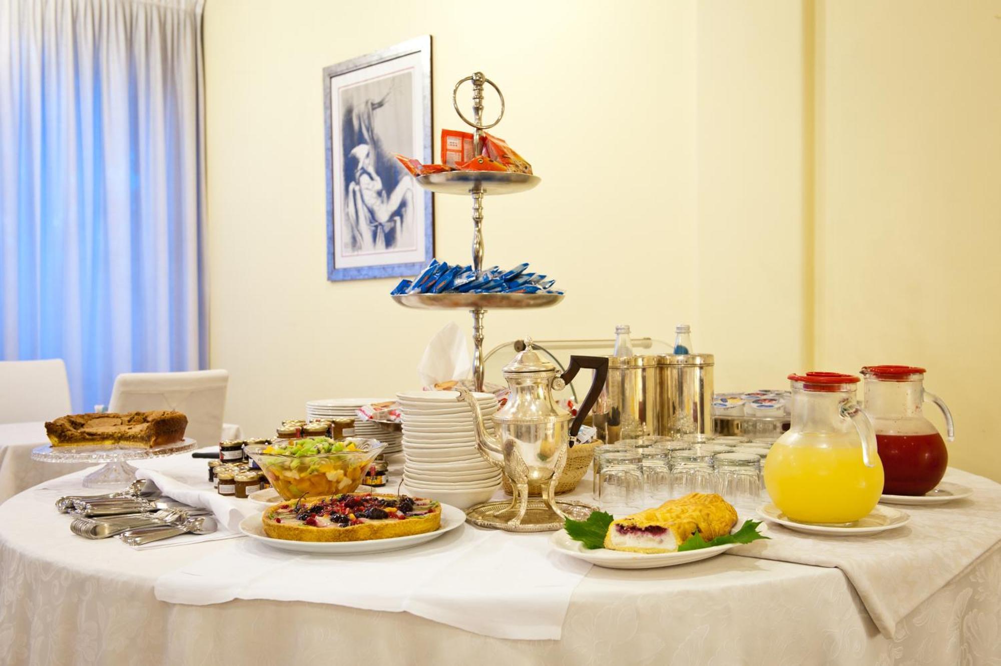 Ca' Delle Rose Hotel Castelfranco Veneto Bagian luar foto